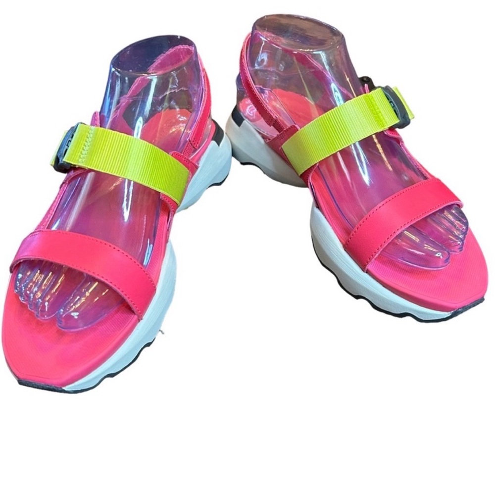 Sorel Kinetic Impact Sling Sandals NWOT